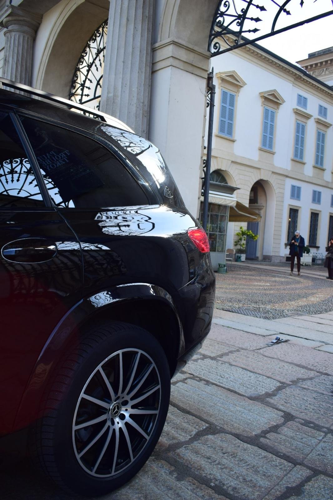 Mercedes GLS600 Maybach — photo 3